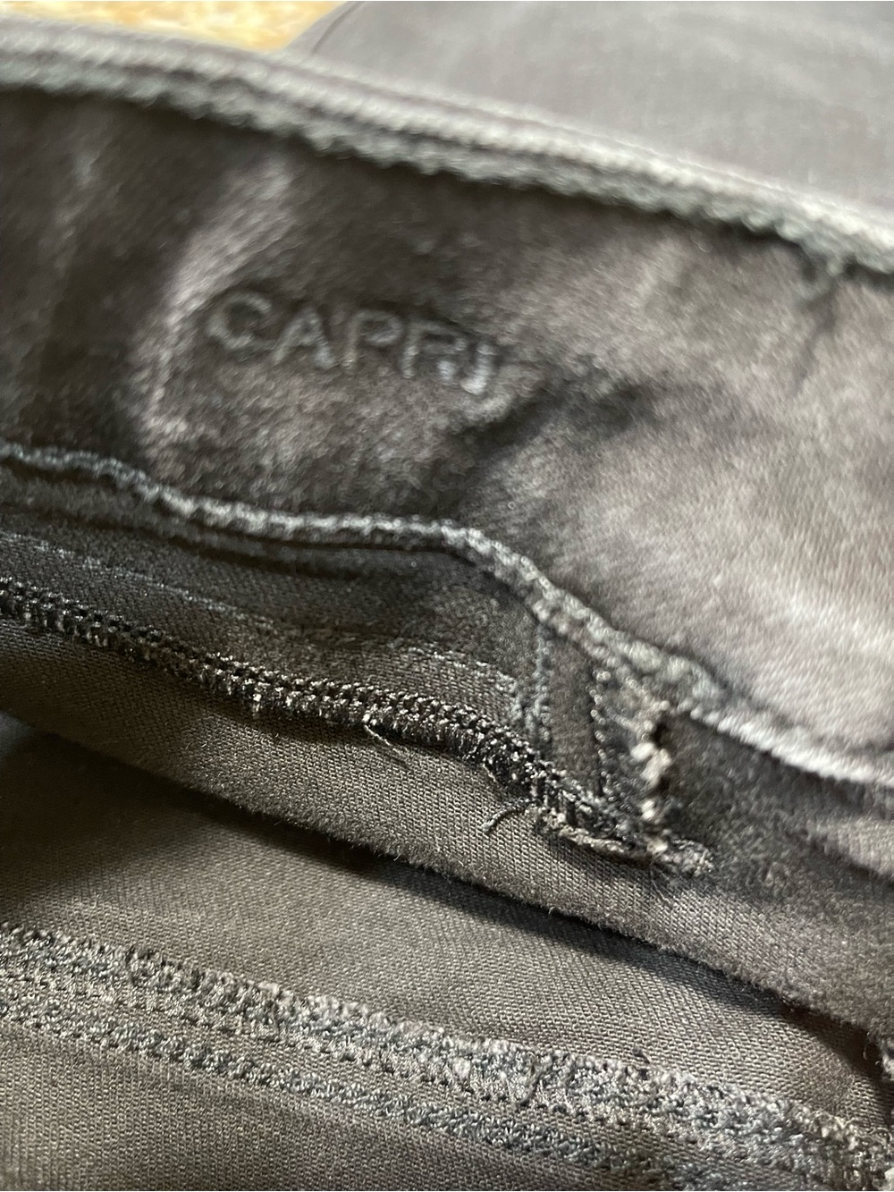 American Eagle Next level high waisted Capri 
Size 8 - Picture 8 of 9